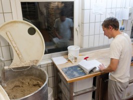 <span style='font-size:1.10em'>Hier wird noch mal genauer nachgelesen.</span>